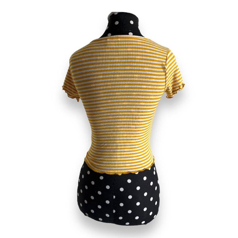 5/$35 AMP Womens Crop Top Sz XS Mustard Yellow White Striped Ribbed Knit V Neck - Picture 5 of 8